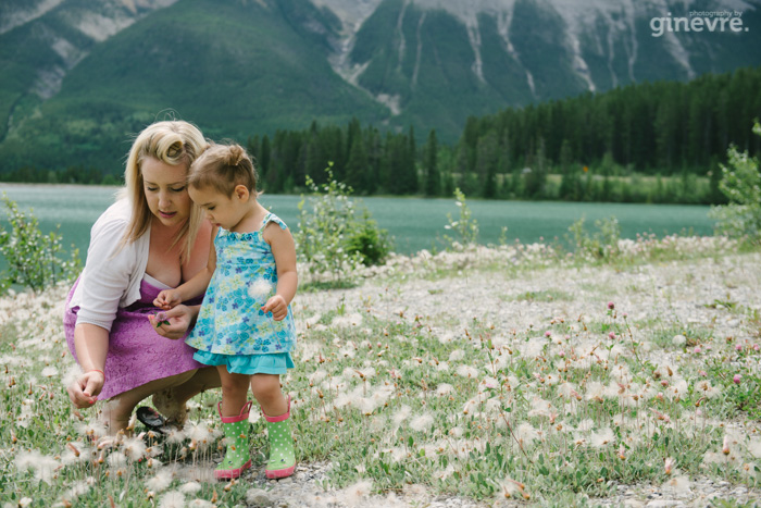 Canmore family portraits mother daughter