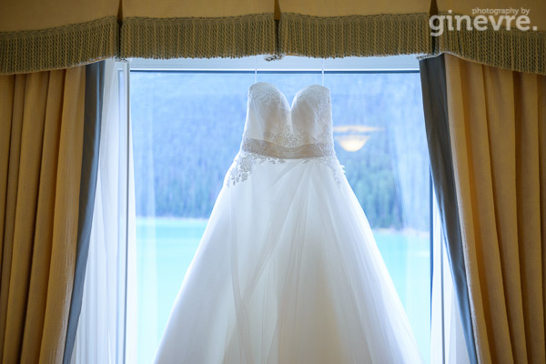 Wedding photos at Lake Louise